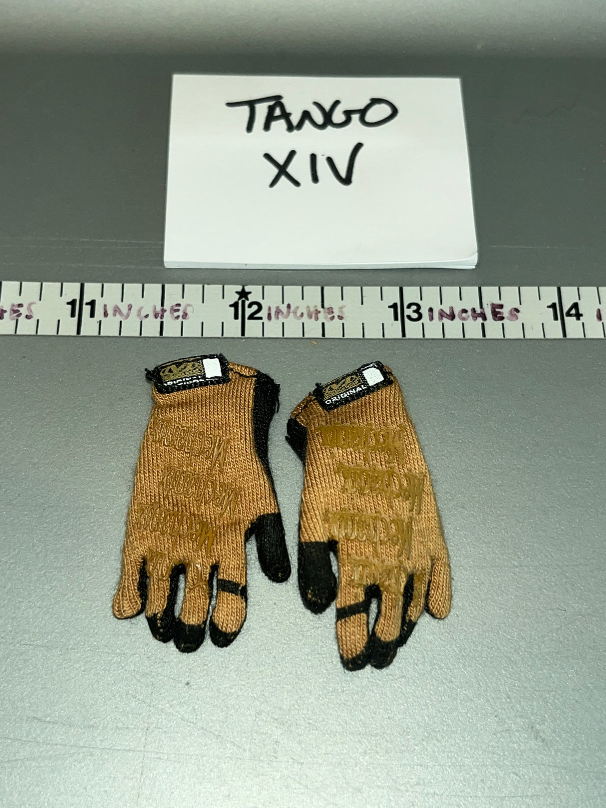 1/6 Scale Modern Era Gloves