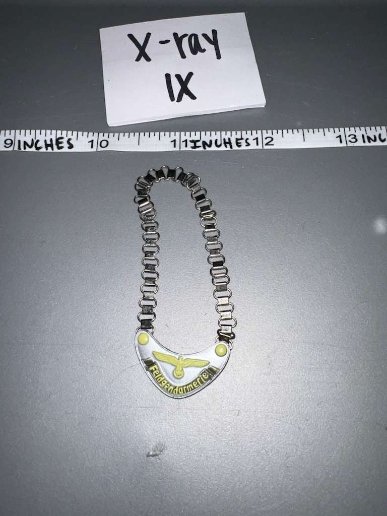 1:6 WWII German Military Police Neck Chain