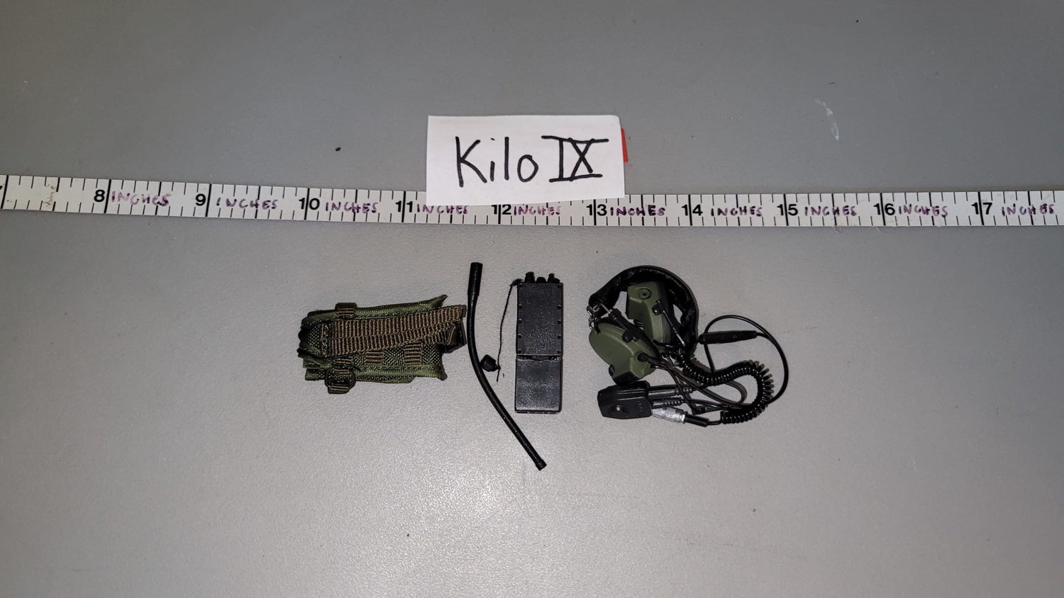 1/6 Modern Era Radio