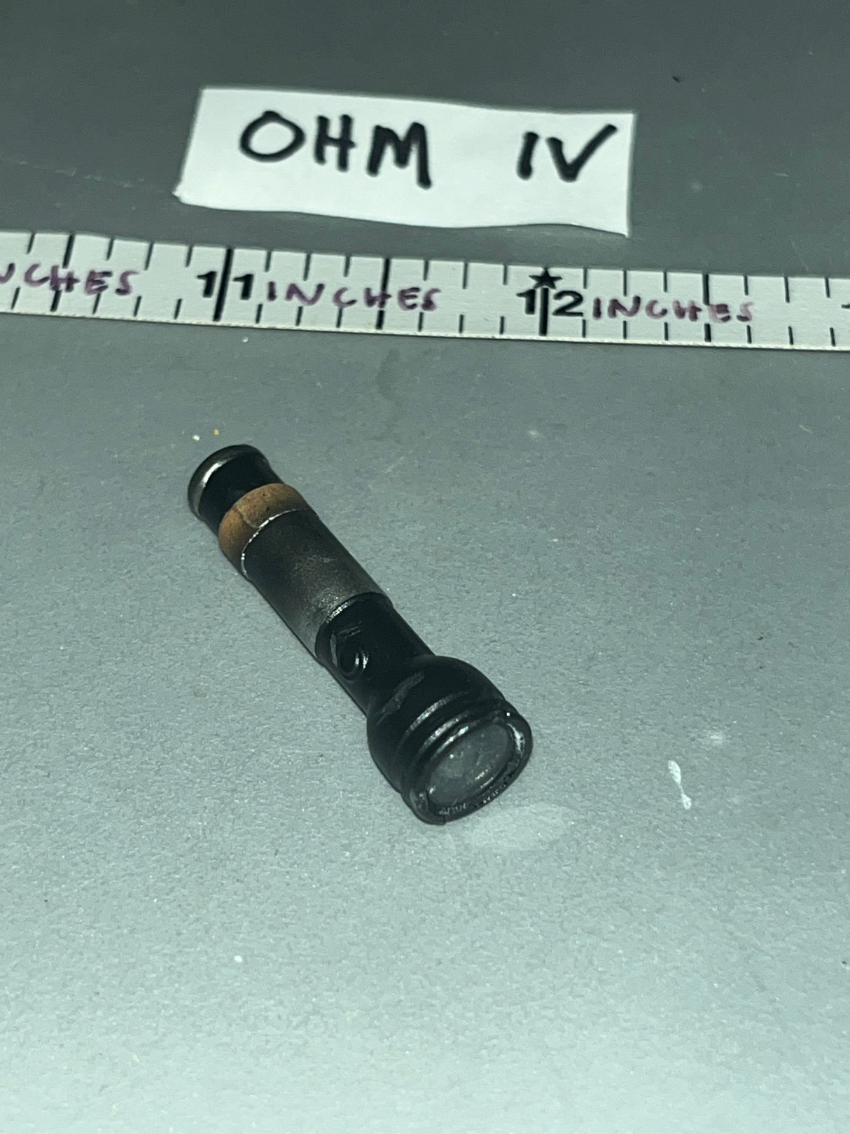 1/6 Scale Modern Civilian Flashlight - Diorama Item  - Last Father Toy’s Era