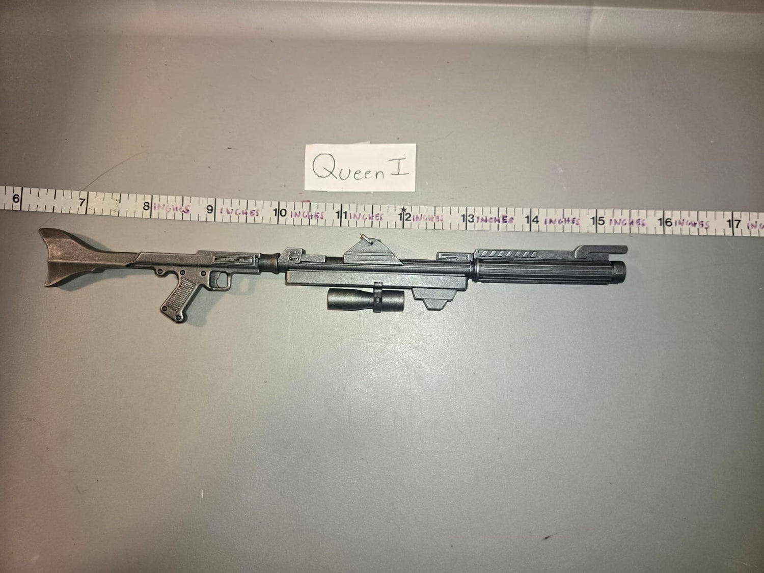 1/6 Scale Star Wars Blaster Rifle- Sideshow Toys