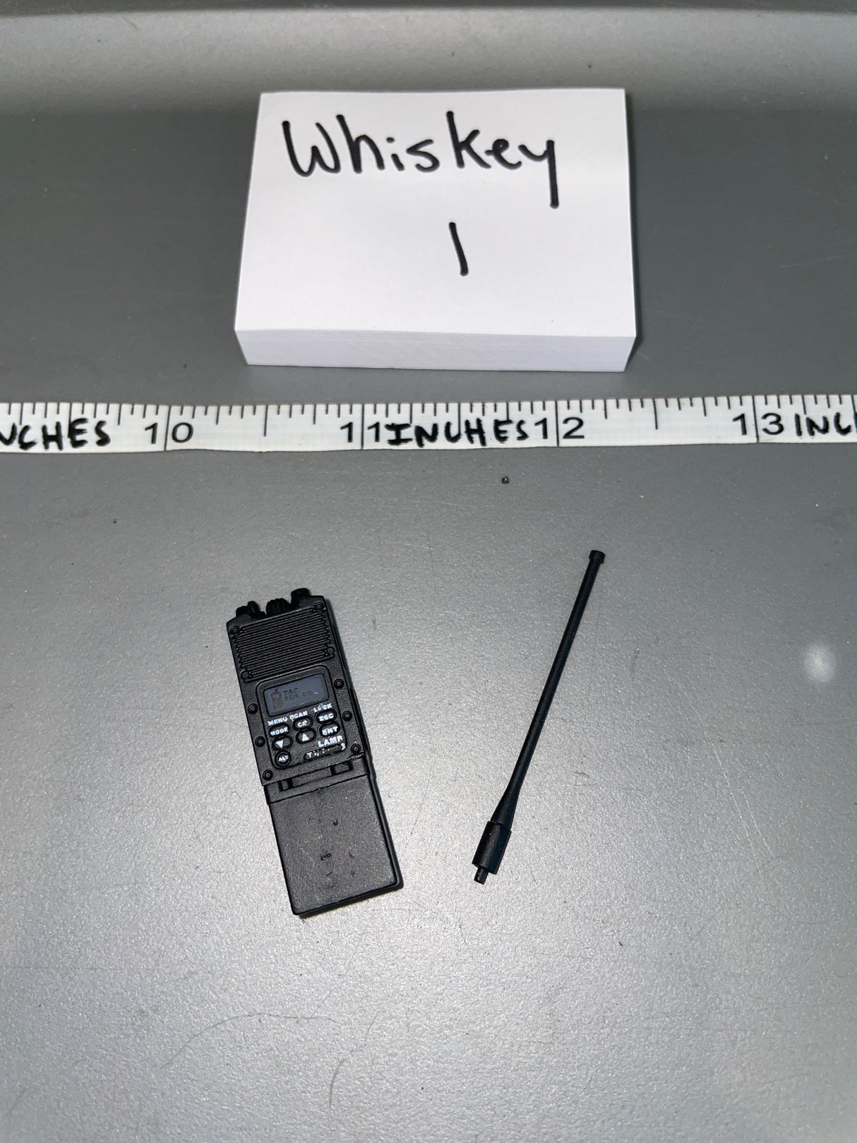 1/6 Scale Modern Era Radio
