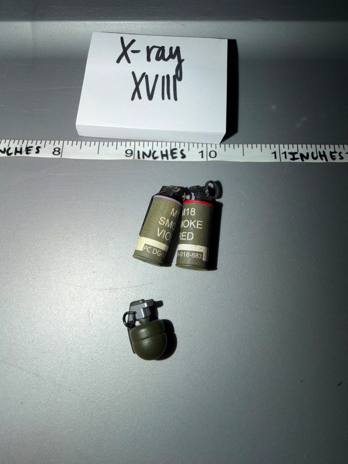 1/6 Scale Vietnam US M18 Smoke Grenade Lot - X-ray XVIII