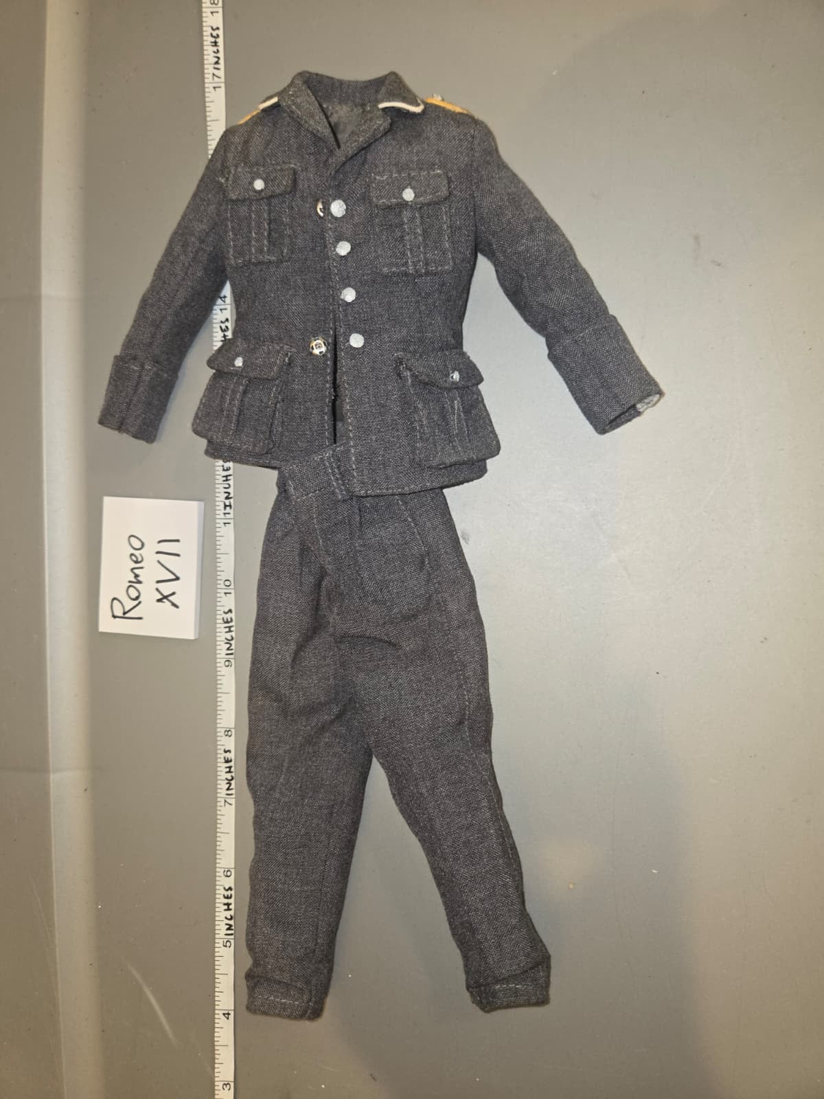 1/6 Scale WWII German Luftwaffe Uniform - DID