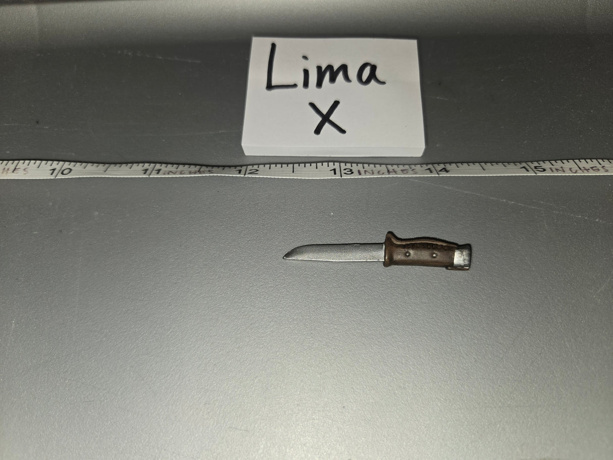 1/6 Scale Western Era Knife