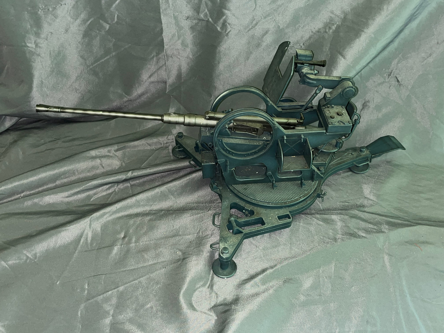 1/6 Scale WWII German 2 CM Flak  Antiaircraft Gun