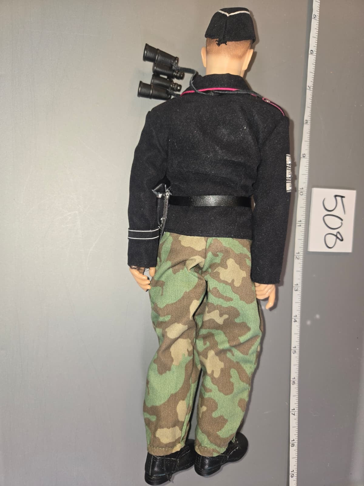 1:6 Scale WWII German Tanker Dressed Figure - Dragon