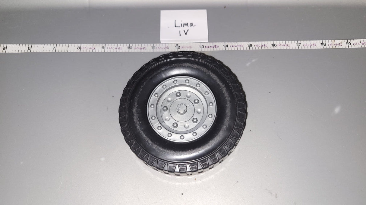 1/6 Scale Wheel / Tire - Diorama Item