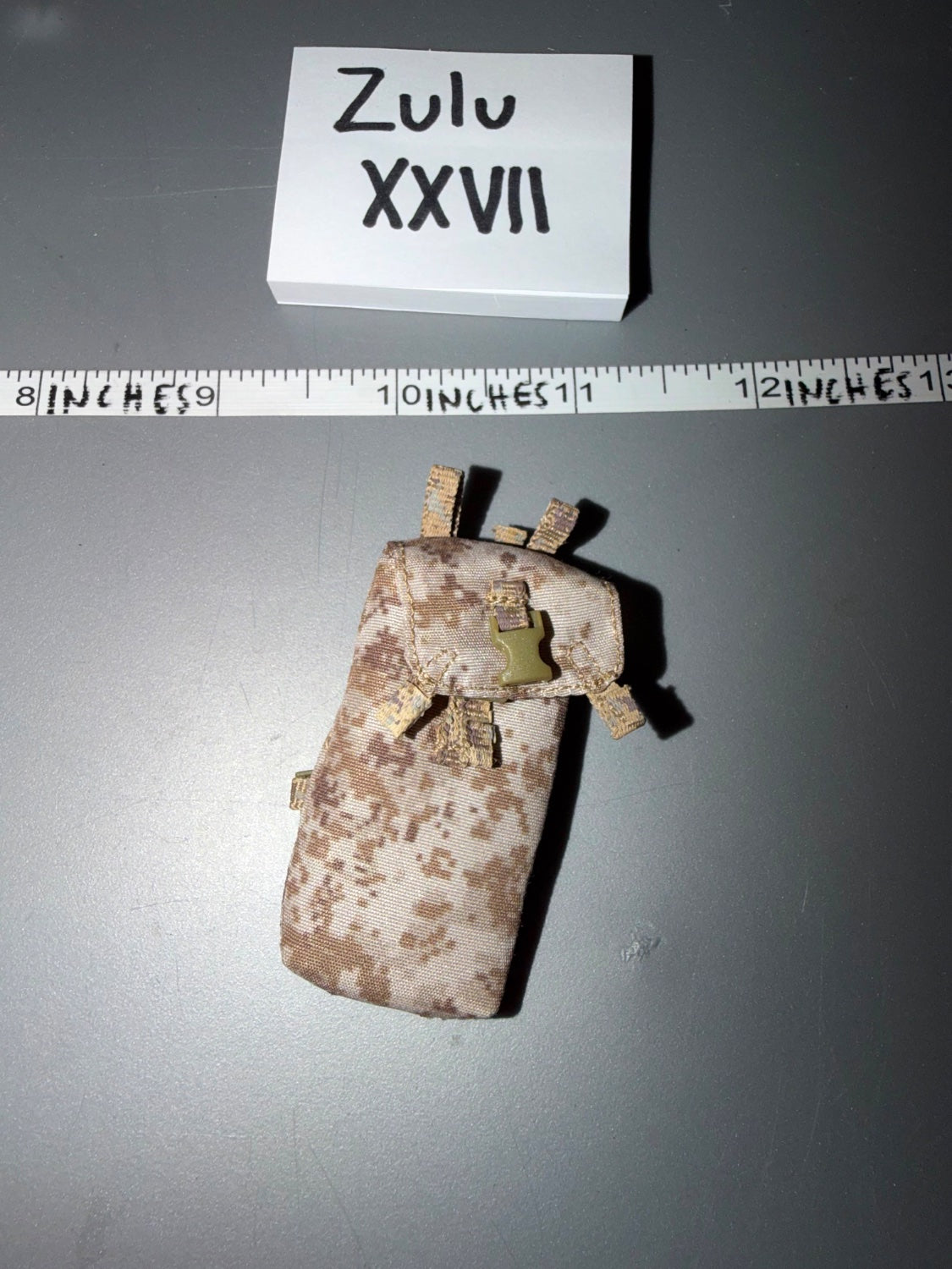 1/6 Scale Modern US Marine Corps AOR1 Desert MOLLE Utility Pouch