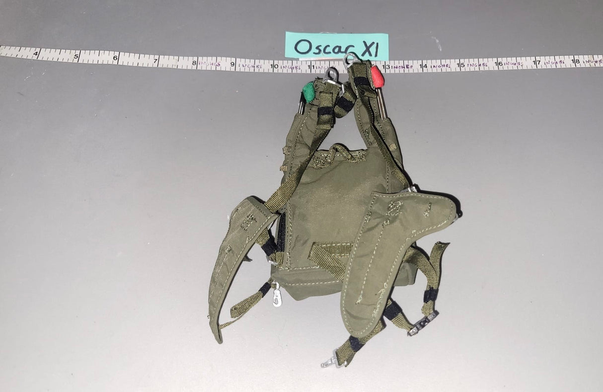 1:6 Scale Modern Halo Parachute Rig