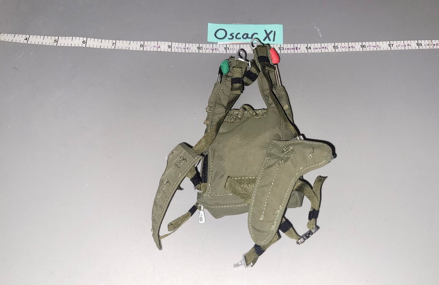 1:6 Scale Modern Halo Parachute Rig