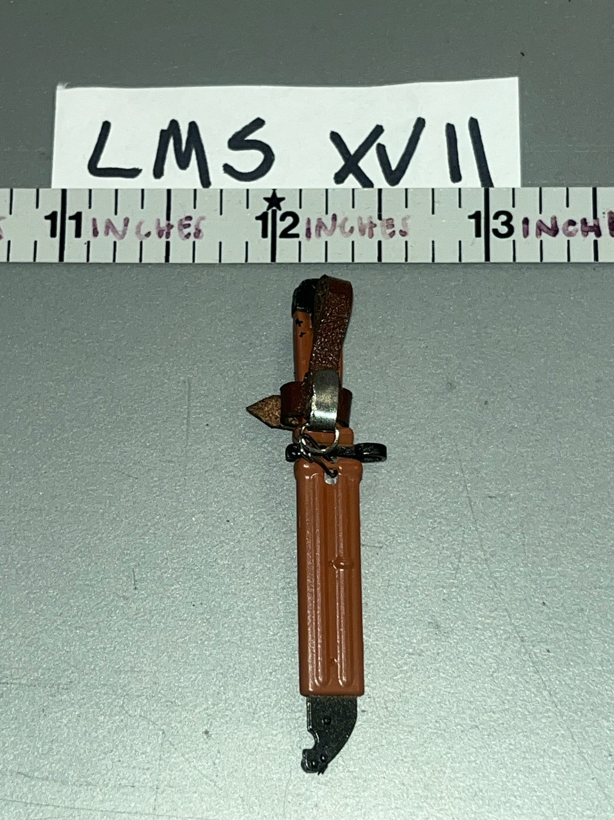 1/6 Scale Modern Russian Knife / Bayonet - UJINDOU Russian Paratrooper - Kosovo UD9049