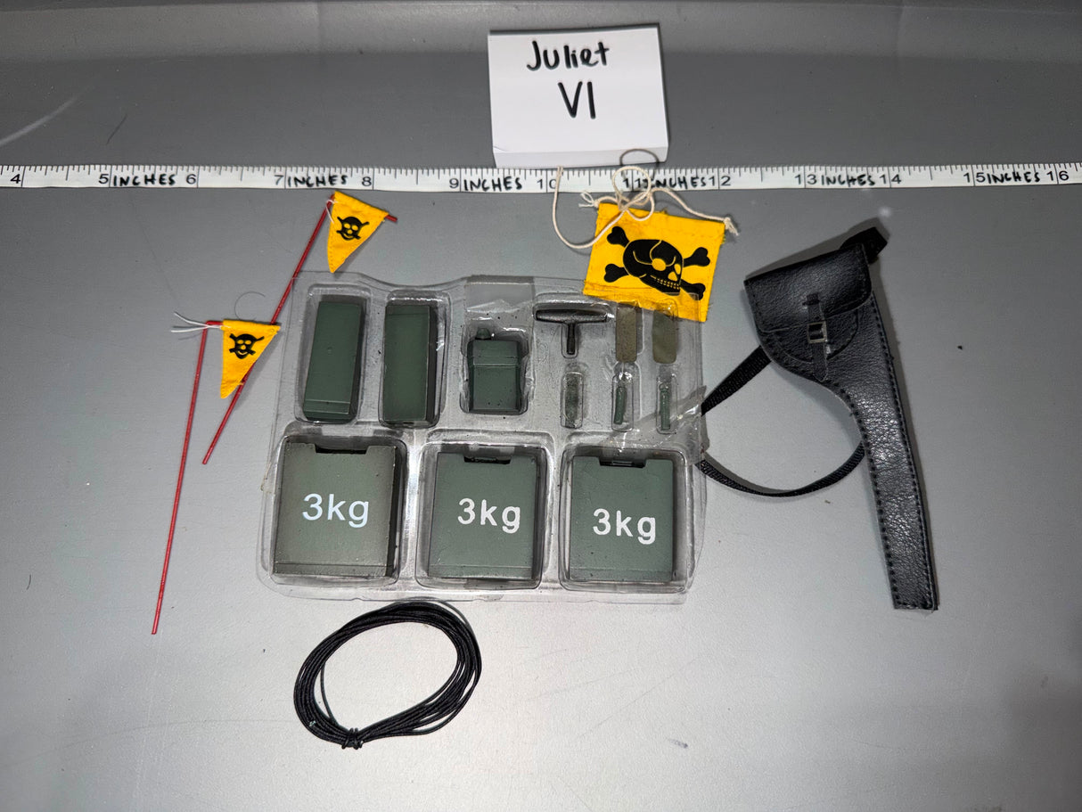 1/6 Scale WWII German Engineer Explosives Lot