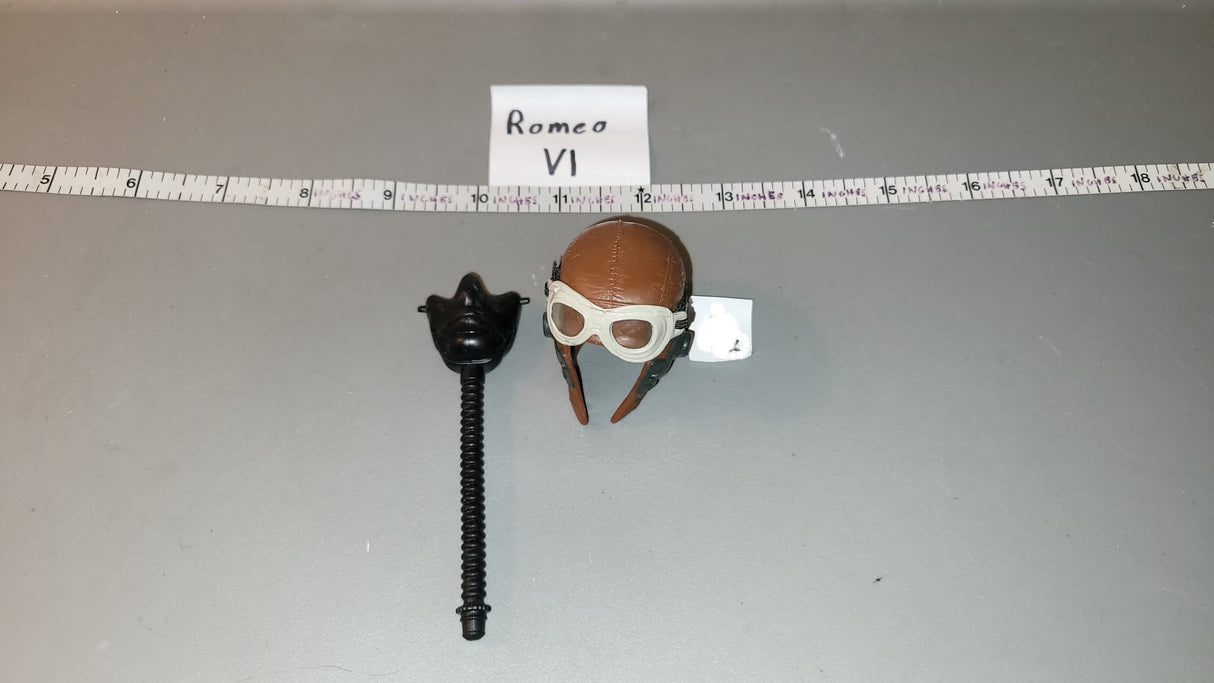 1:6 WWII US  Aviator / Pilot Flight Helmet