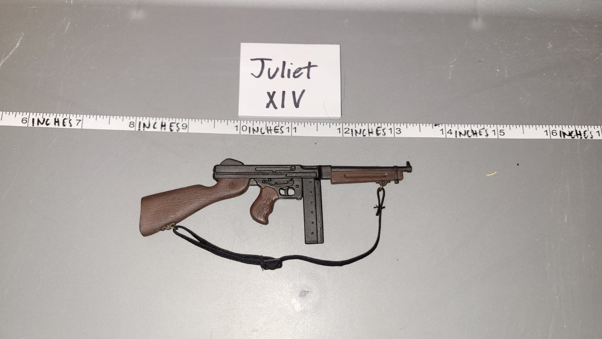 1/6 Scale WWII US Thompson Submachine Gun