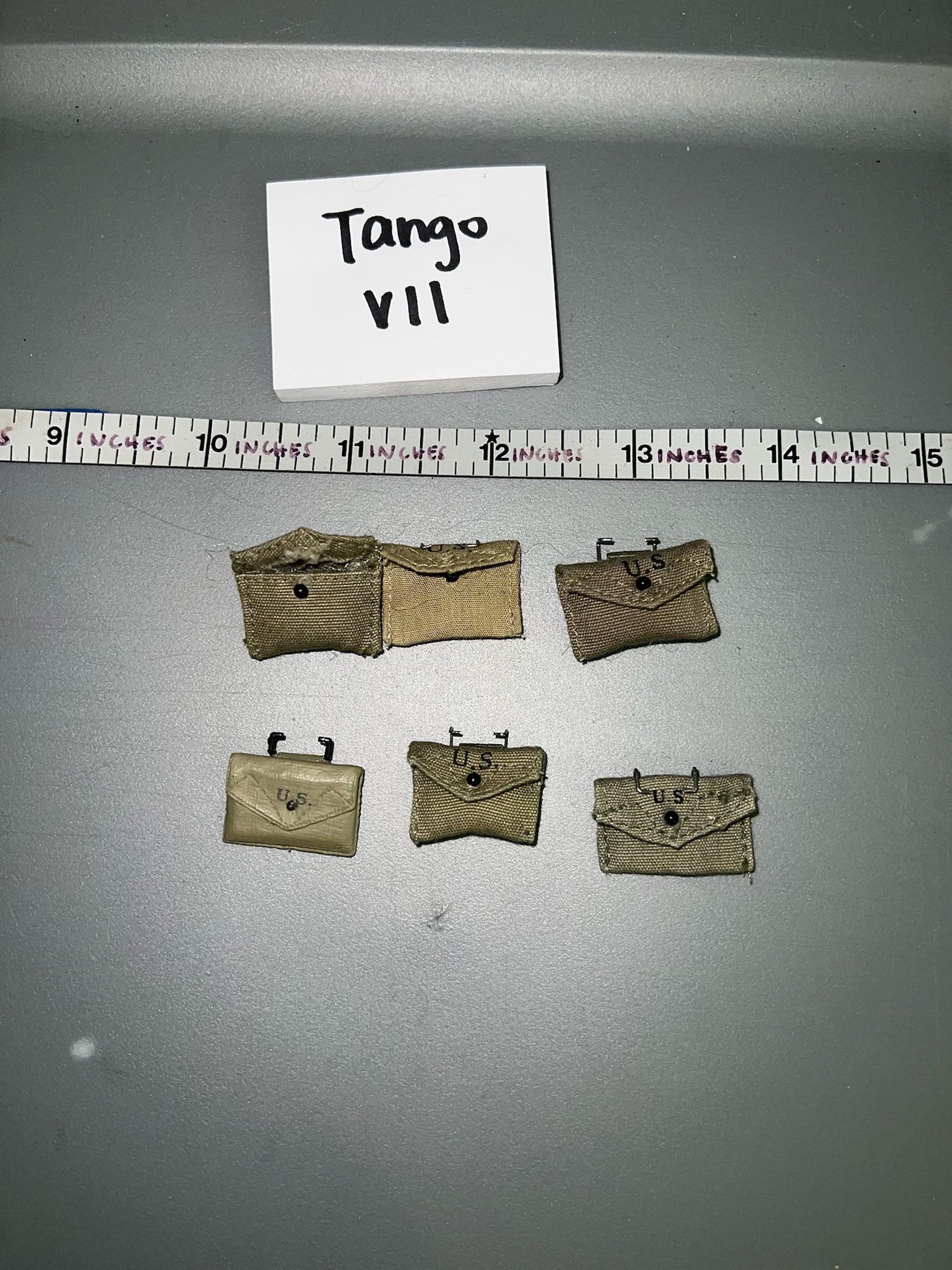 1/6 Scale WWII US Bandage Pouch Lot