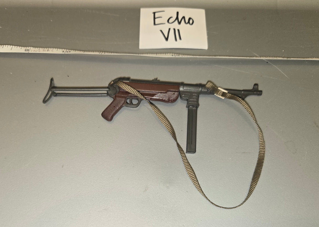 1/6 Scale WWII German MP-40