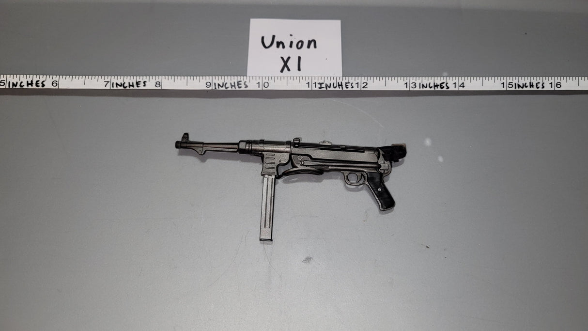 1/6 Scale WWII German MP-40