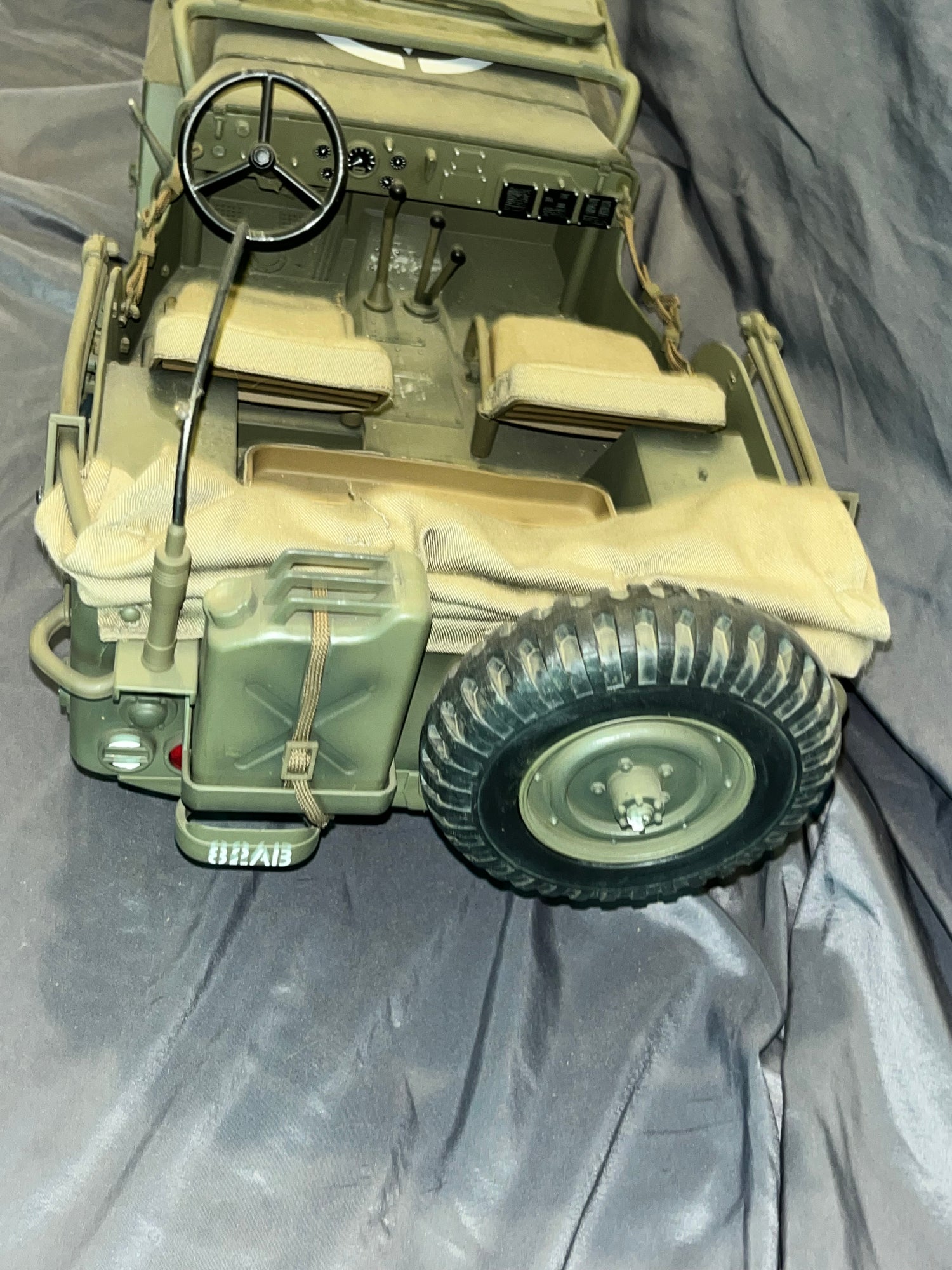 1/6 Scale WWII US Jeep - Ultimate Soldier - Weathered