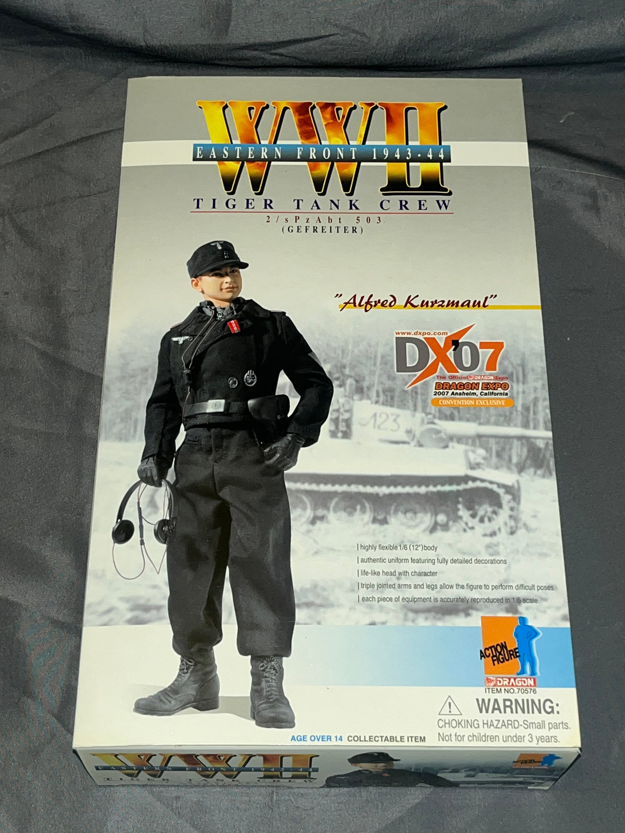 1/6 Scale WWII GERMAN Tiger Tank Crewman Alfred Kurzmaul - NIB Dragon DX07