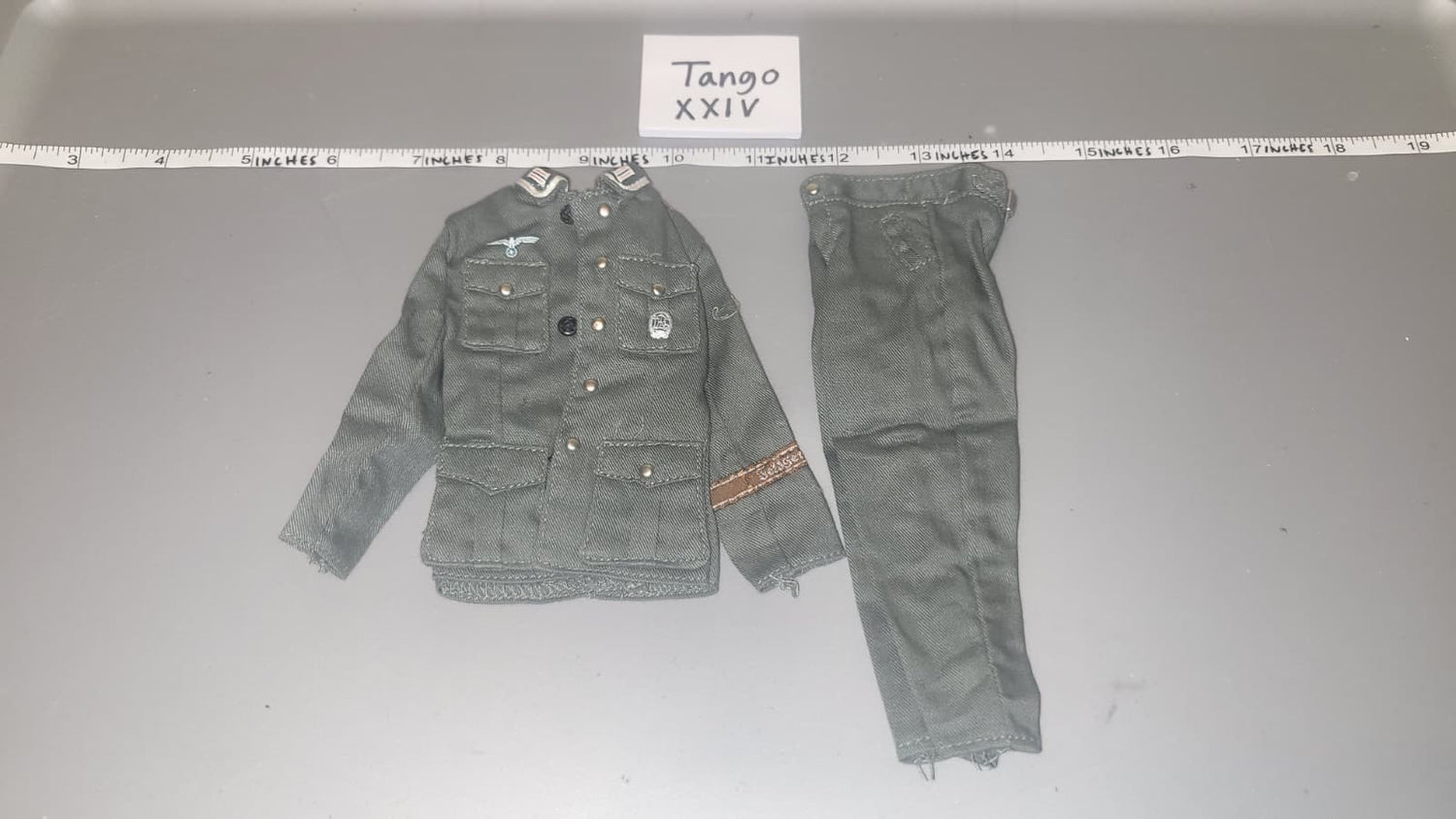 1:6 WWII German Military Police Uniform