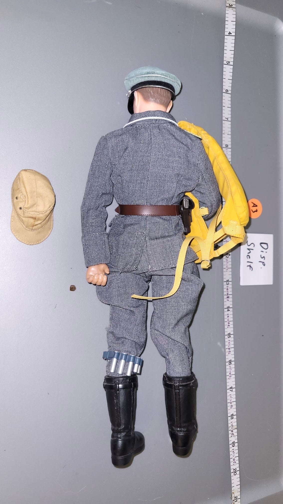 1:6 Scale WWII German Luftwaffe Pilot Dressed Figure - Galland Cyber Hobby