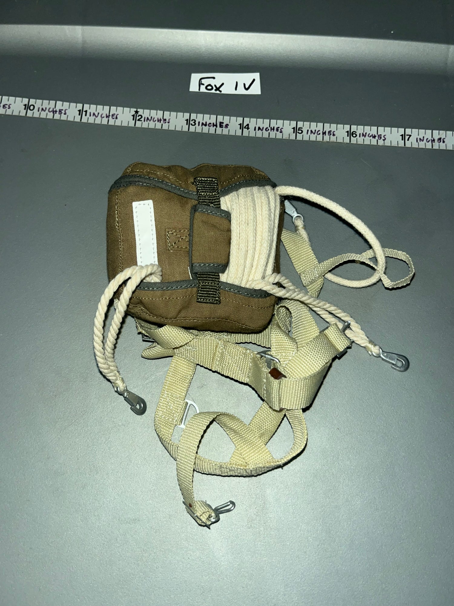 1/6 Scale WWII German Parachute - Fallshirmjager / DID