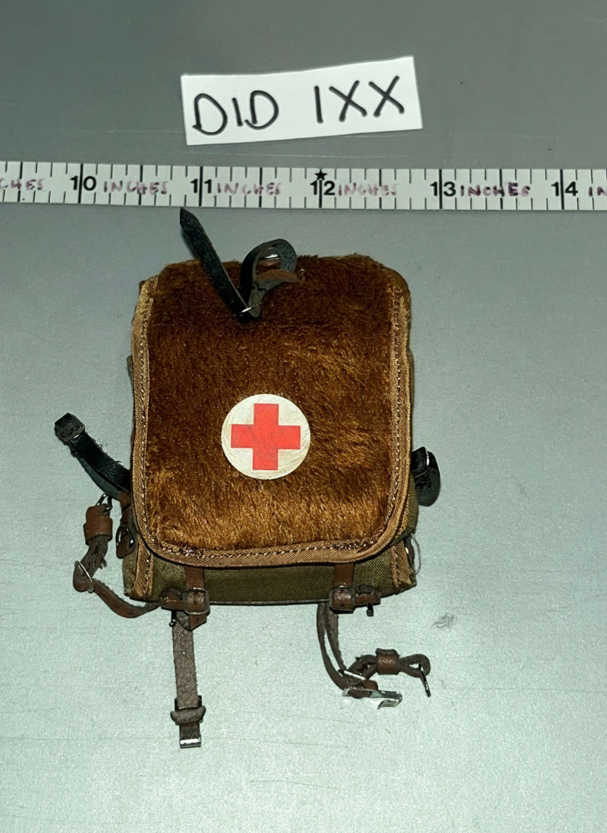 1/6 Scale WWII German Medic Backpack - DID Medic Groger