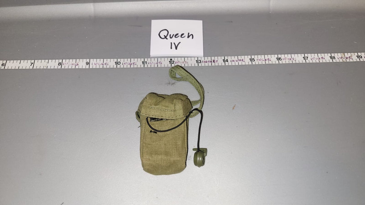 1:6 Scale WWII US Metal Detector Pouch