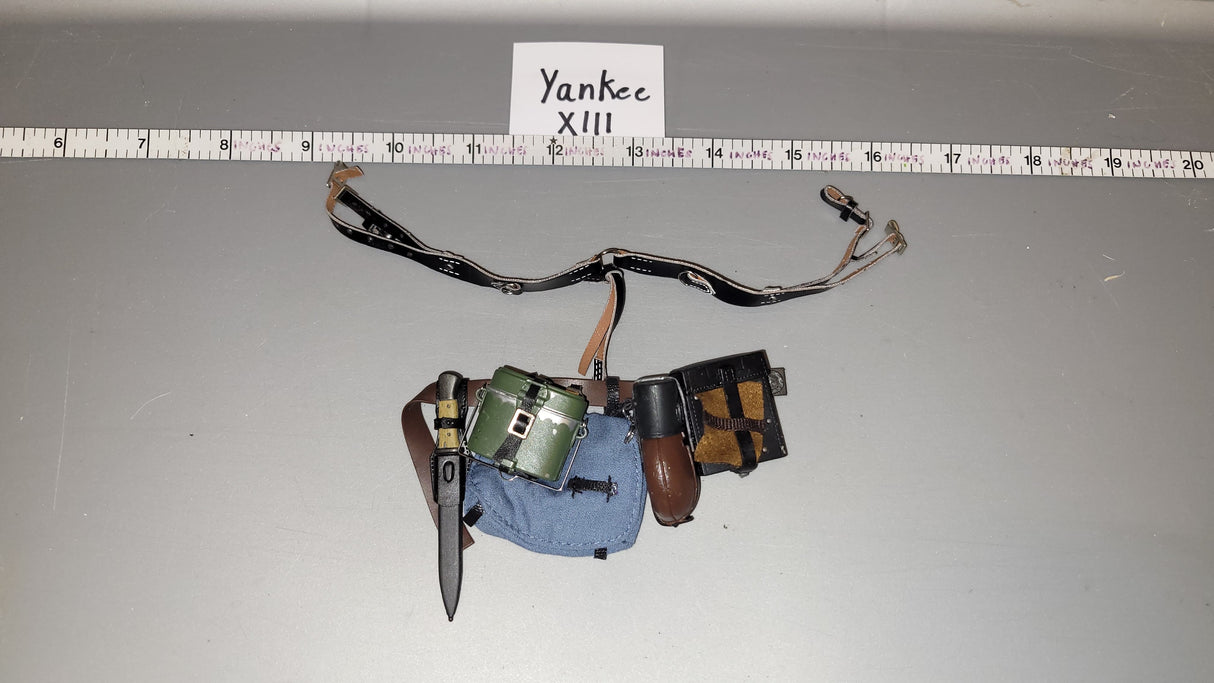 1/6 Scale WWII German Luftwaffe Field Gear Lot
