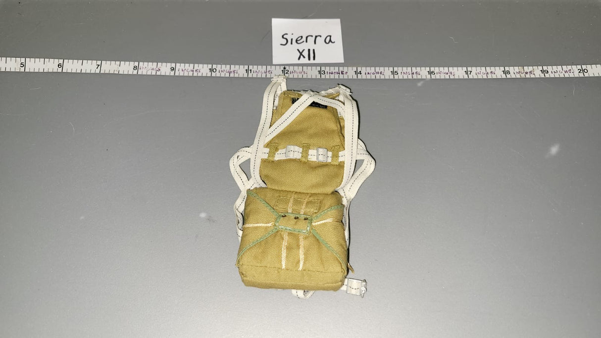 1:6 Scale WWII US Pilot Aviator Parachute