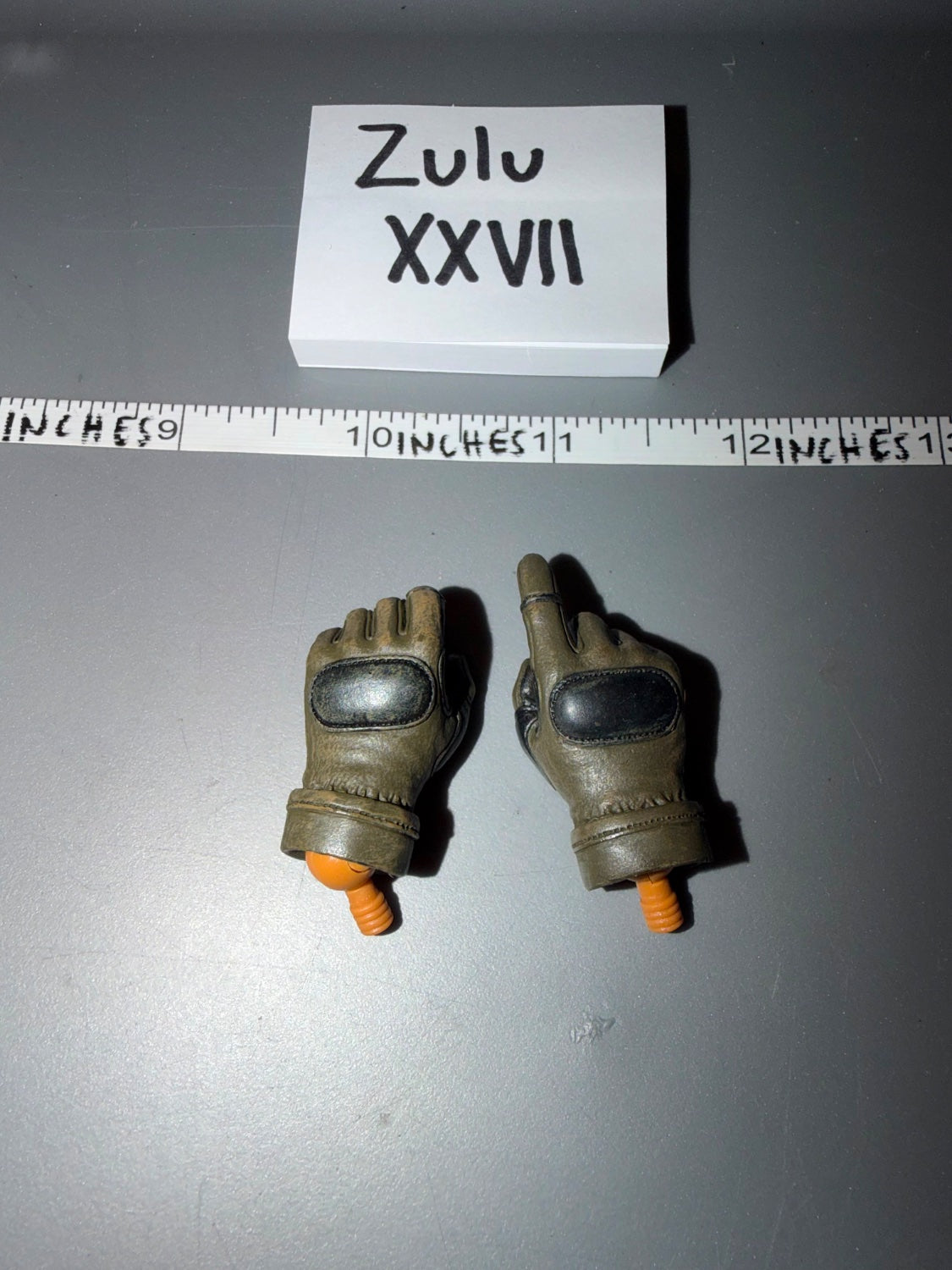 1/6 Scale Modern Era Tactical Gloved Hands