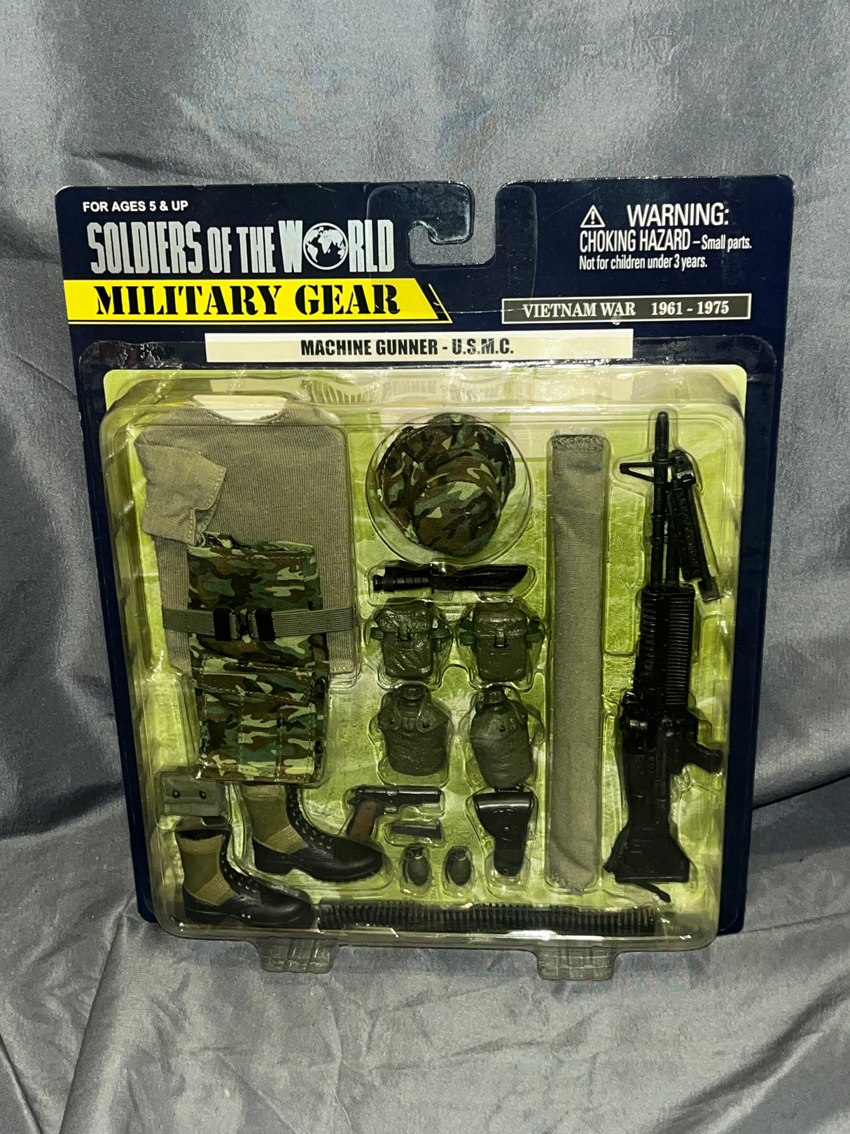 1/6 Scale Vietnam Machine Gunner U.S.M.C. M-60 - Formative International SOTW Soldiers of the World NIB Uniform Set
