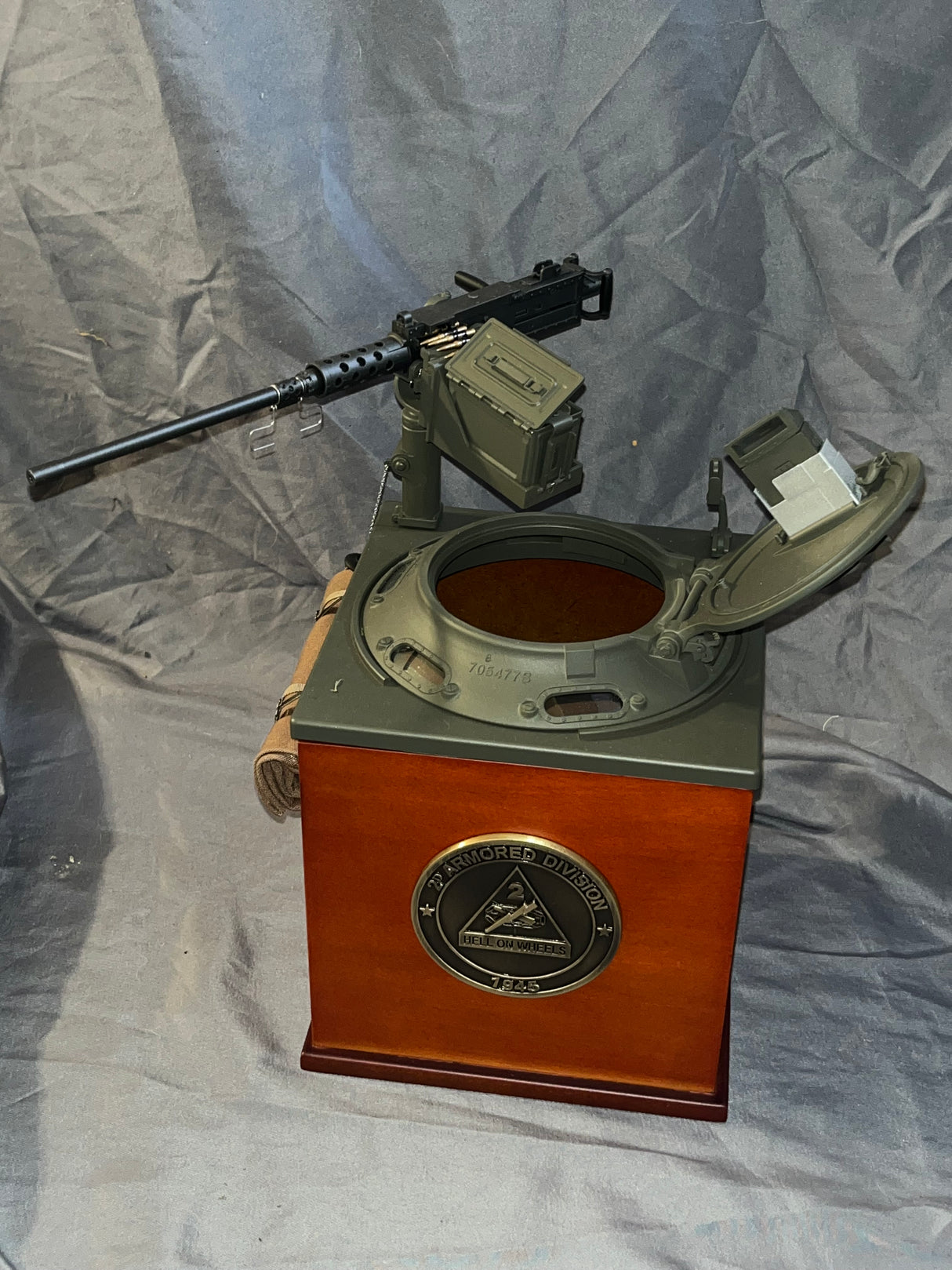 1/6 Scale WWII US Sherman Tank Figure Stand - Fury 2nd Armored Facepool