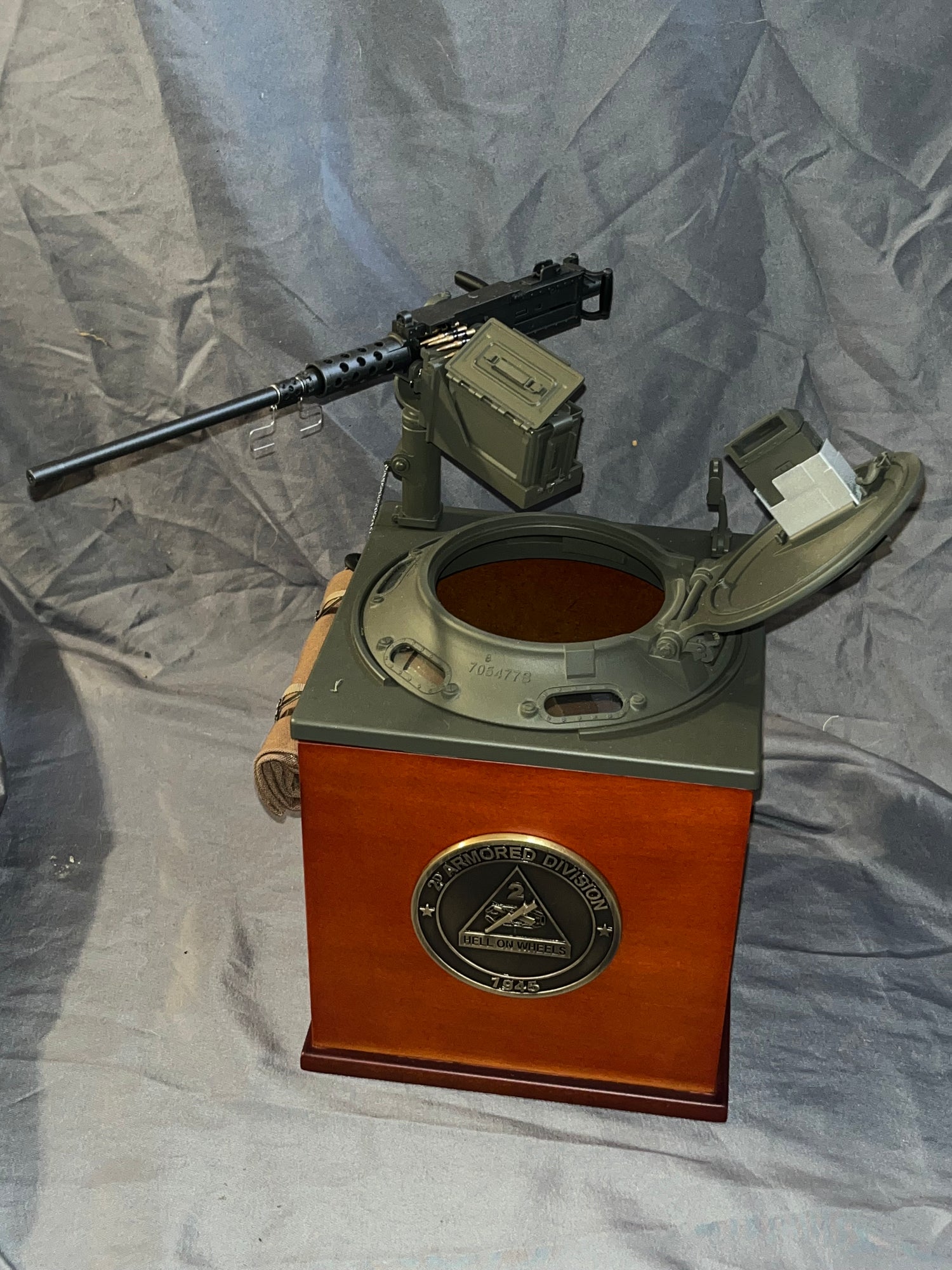 1/6 Scale WWII US Sherman Tank Figure Stand - Fury 2nd Armored Facepool