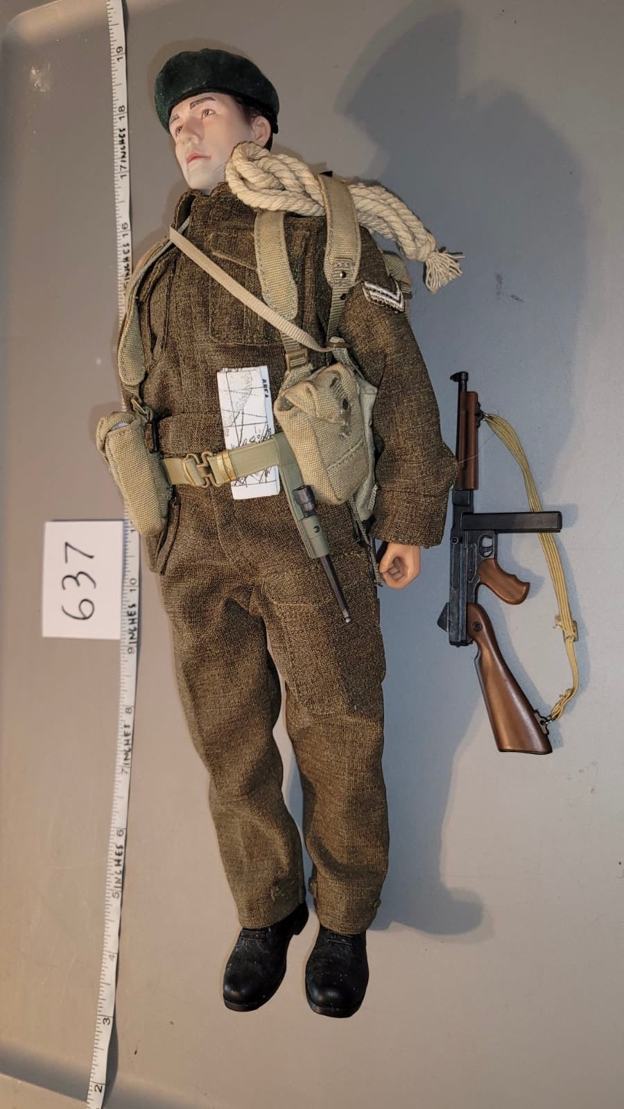 1:6 Scale WWII British Commando Dressed Figure - Dragon