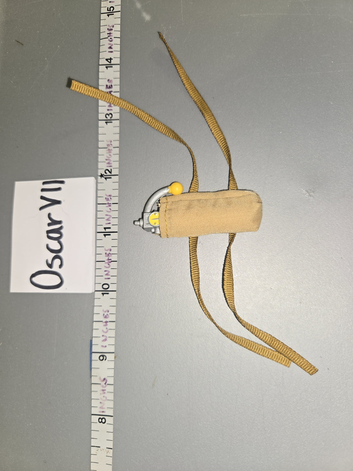 1:6 WWII US Aviator / Pilot Oxygen Bottle