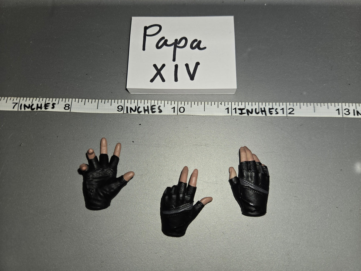 1:6 Scale Female Hand Lot