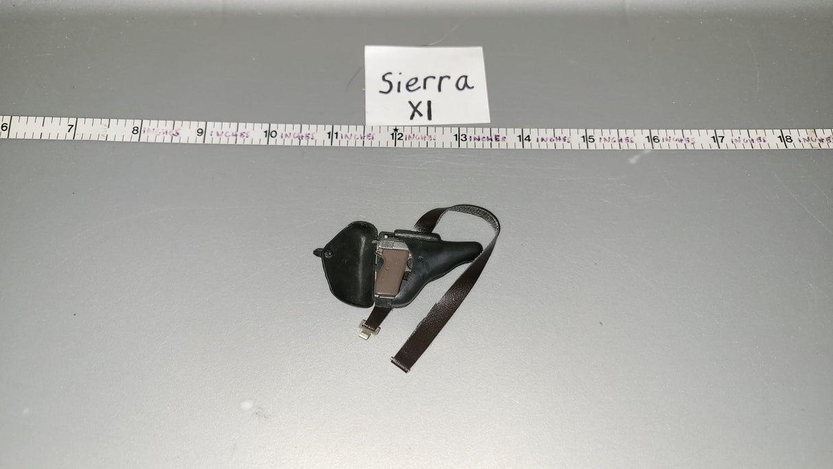 1/6 Scale WWII German Pistol and Holster