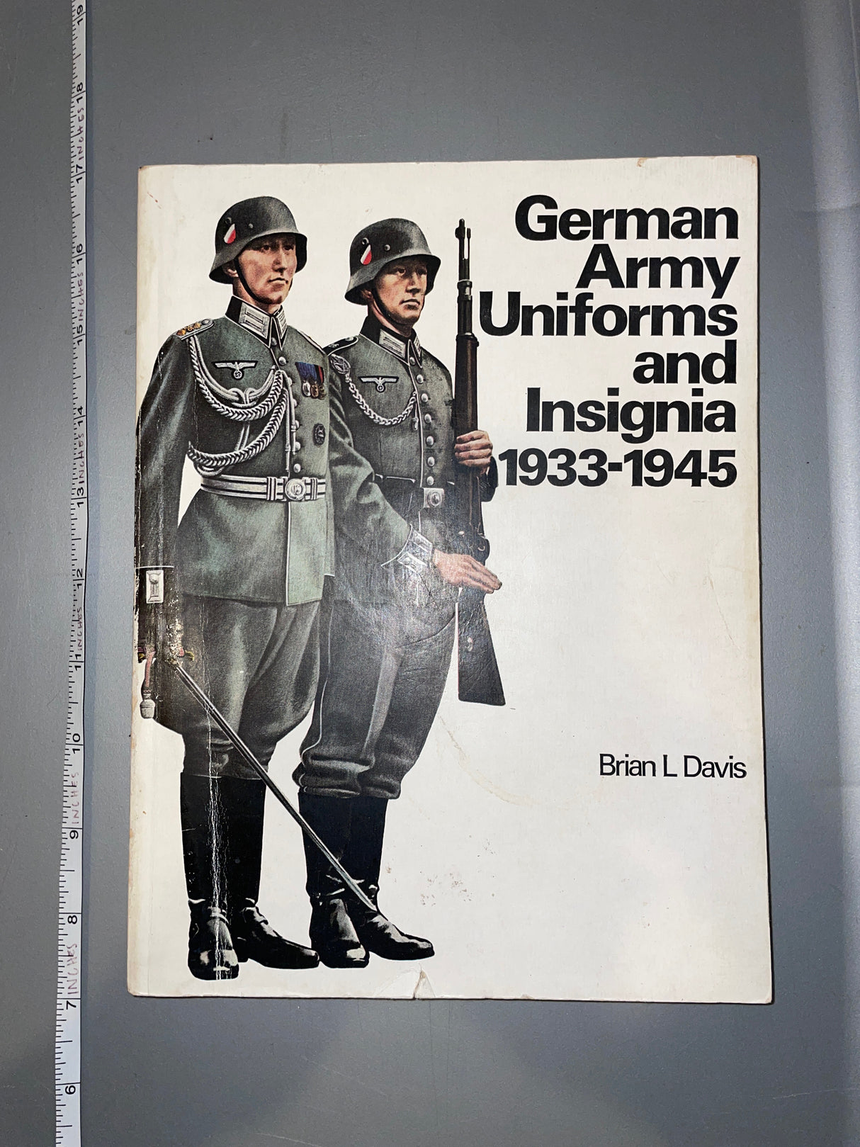 German Army Uniforms and Insignia 1933 - 1945