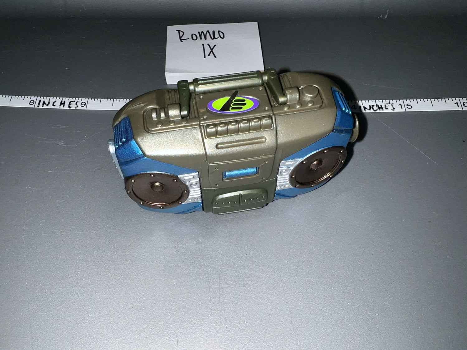 1/6 Scale Modern Era Civilian Radio - Diorama Item