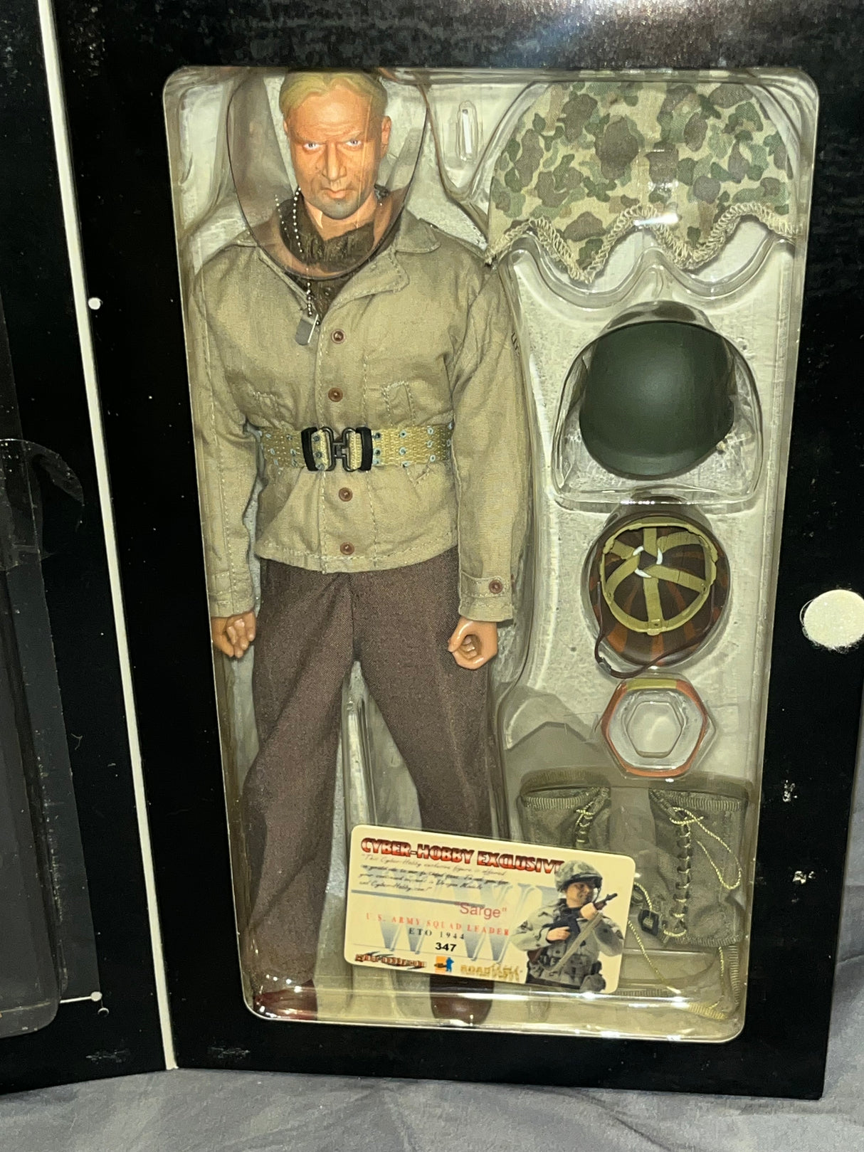 1/6 Scale WWII US Sarge ETO 1944 US Army Squad Leader - Cyber Hobby - NIB Dragon