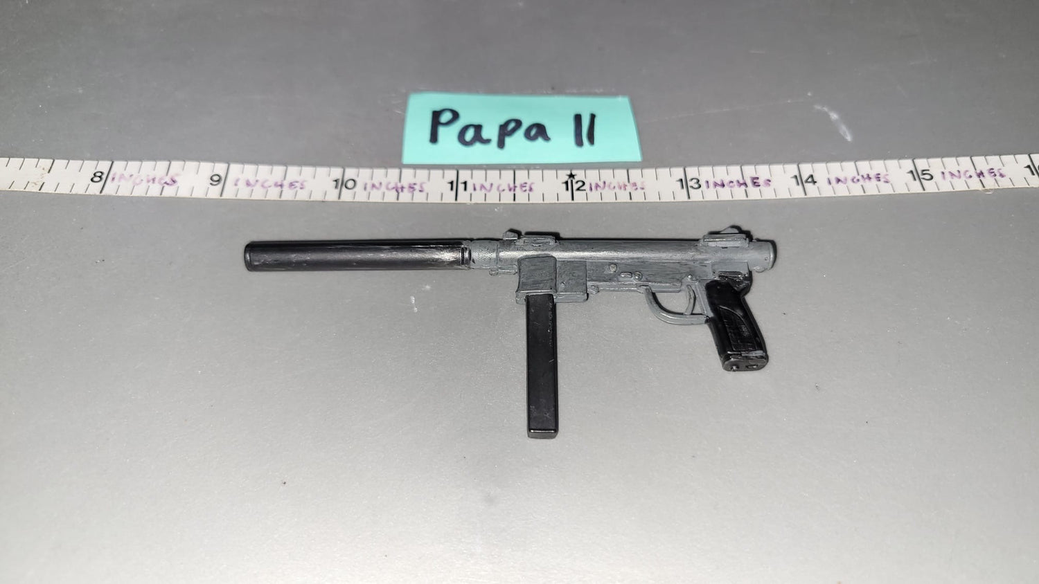 1:6 Vietnam Era US Smith and Wesson Submachine Gun