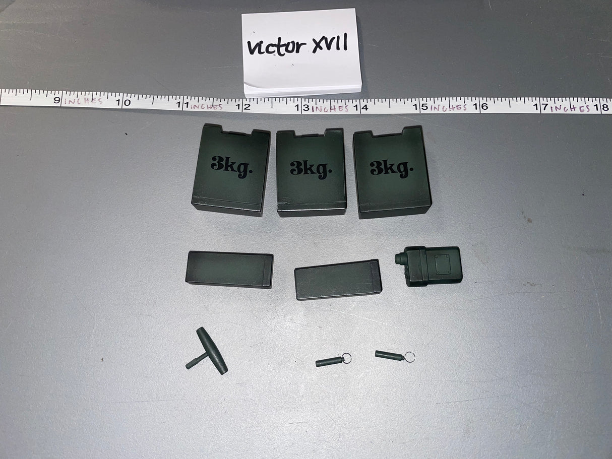 1/6 Scale WWII German Engineer Explosives Lot