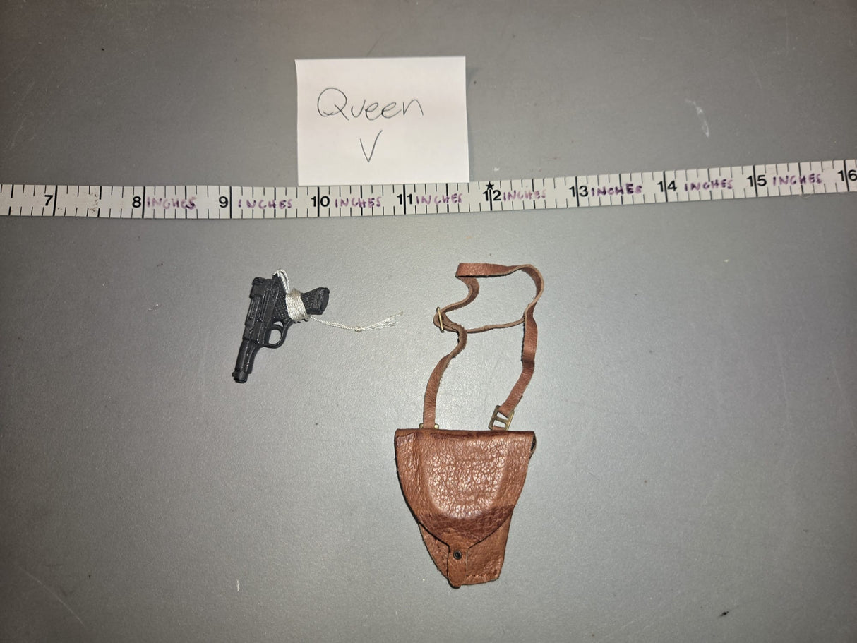 1/6 Scale WWII Japanese Pistol and Holster - ITPT