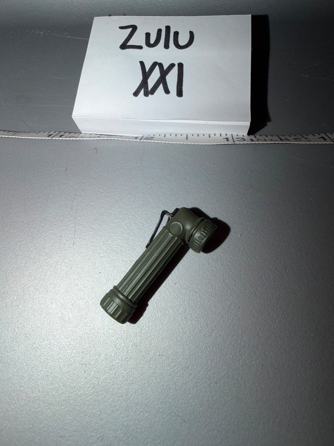 1/6 Scale WWII US Angle Head Flashlight - Zulu XXI