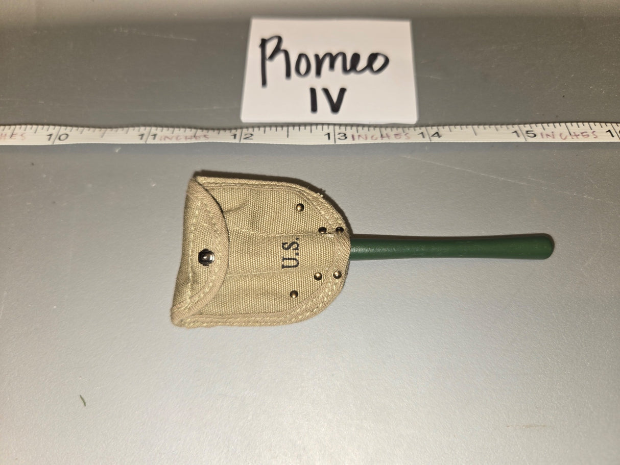 1/6 Scale WWII US Entrenching Tool and Cover - Romeo IV