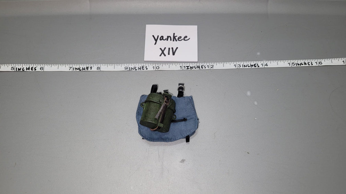 1/6 Scale WWII German Luftwaffe Bread Bag Lot