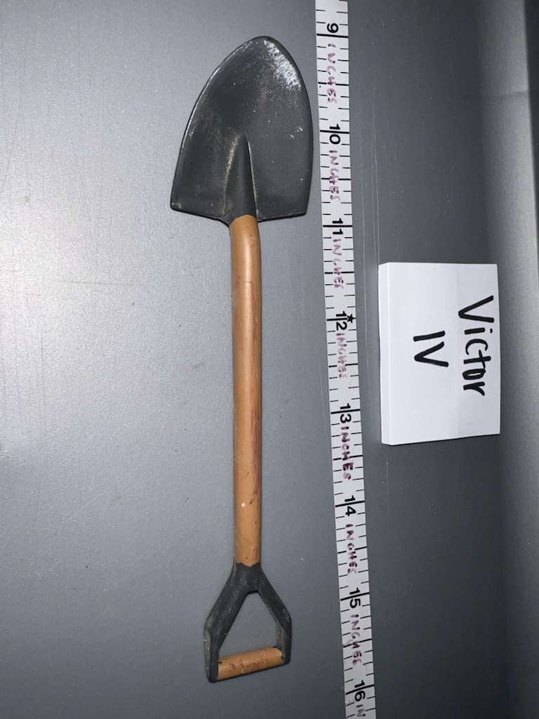 1:6 Scale WWII US Vehicle Shovel (Copy)