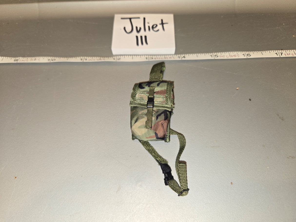 1/6 Scale Modern Era Woodland Camouflage Utility Pouch with Strap - Juliet III